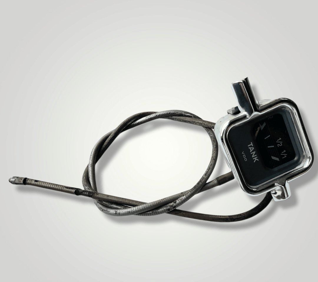 Finde Benzinuhr ab '61, gebraucht und weitere VW Käfer Ersatzteile bei Peter Ebeling Ersatzteile