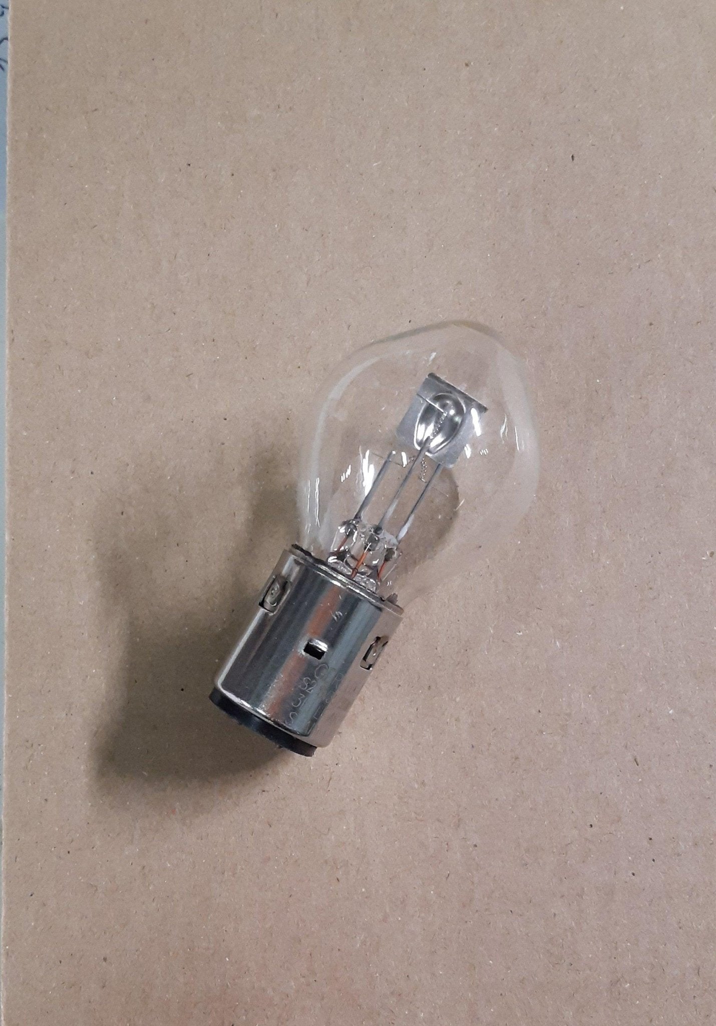 Finde Glühlampe, Abblend/Fernlicht, sym. und weitere VW Käfer Ersatzteile bei  Peter Ebeling Ersatzteile